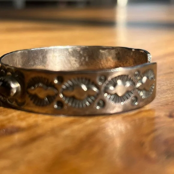Native American VINTAGE Jerry Bahe Bracelet 6” Multi‎ Stone SSilver cuff 20.43g
